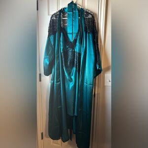 Gown and Robe w/Belt Plus Size
